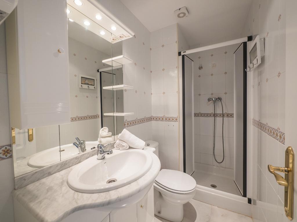 Apartamento Agi Bella Panoramica Rosas Exterior foto